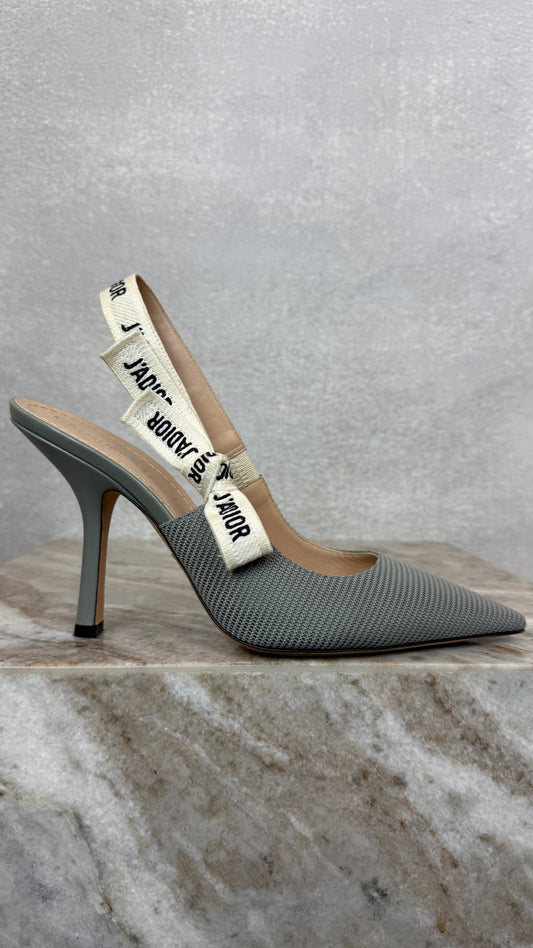 Christian Dior - Size 39