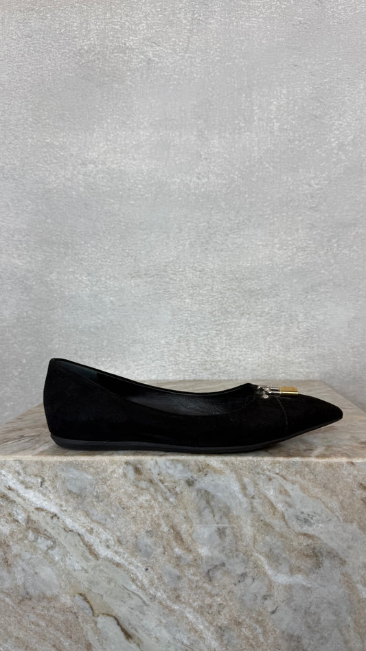 Louis Vuitton - Size 37