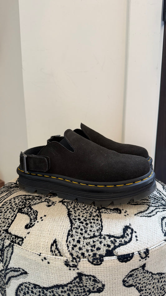 Dr. Martin’s - Size 7