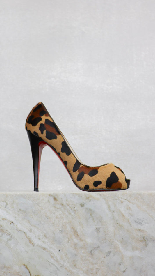 Christian Louboutin - Size 35.5