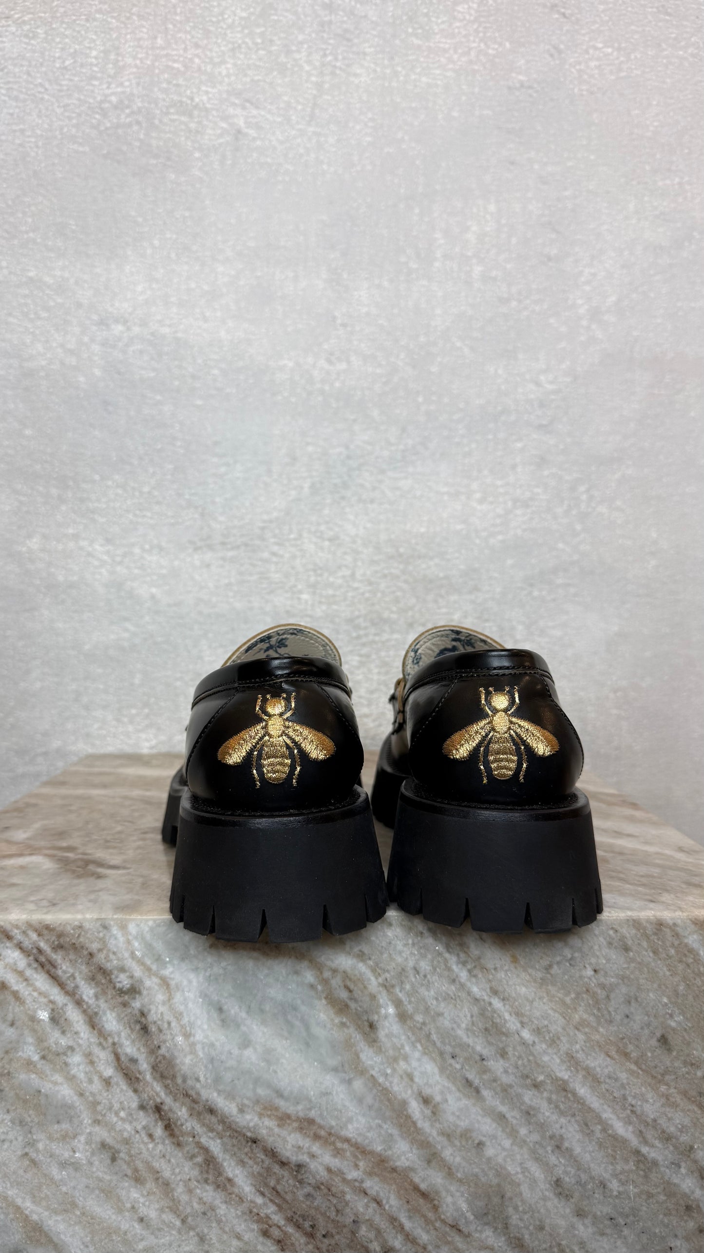 Gucci - Size 37.5