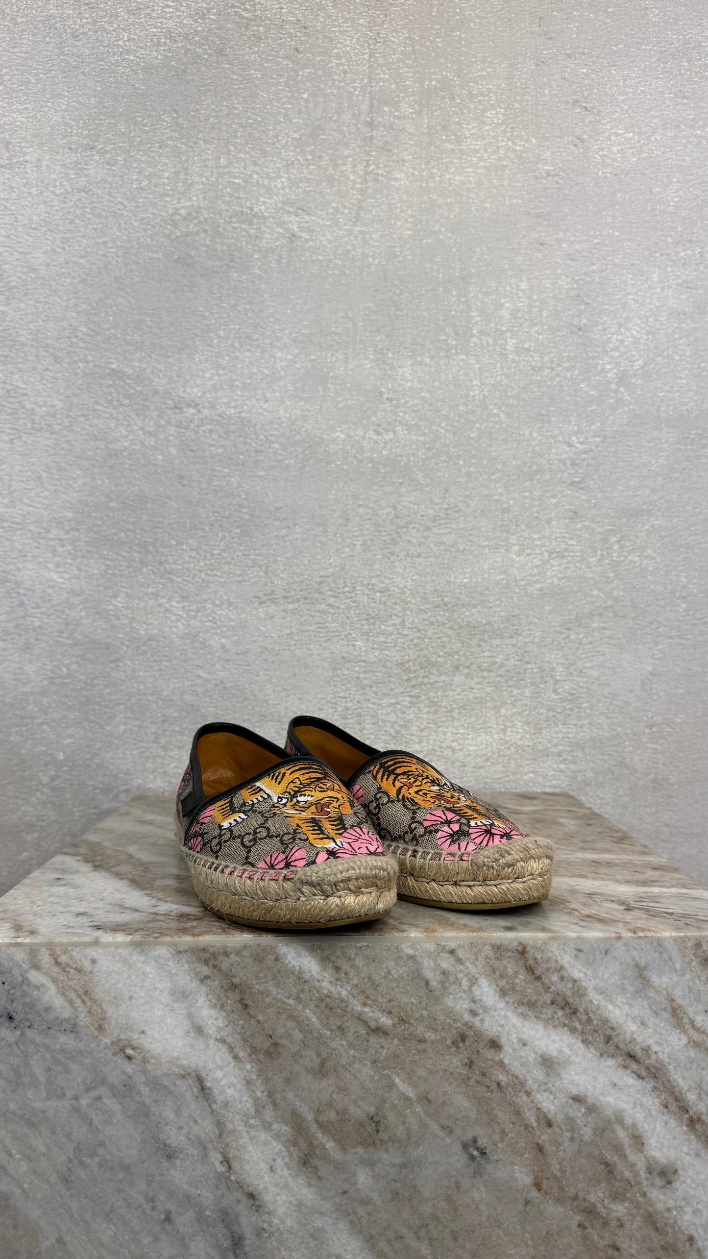 Gucci - Size 36