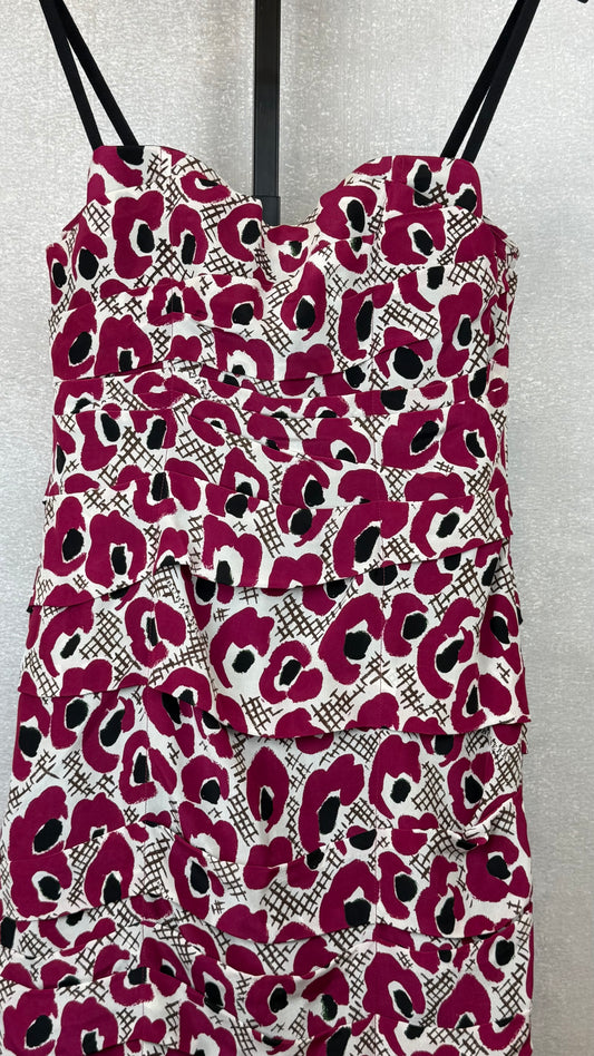 Burberry- Size 8
