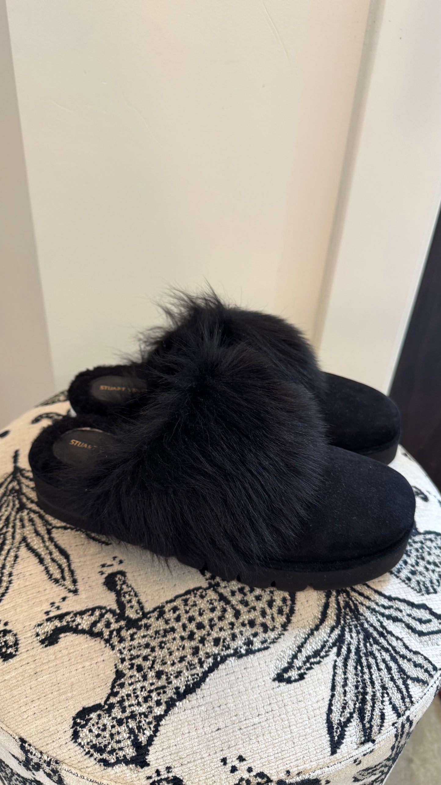 Stuart Weitzman - Size 37