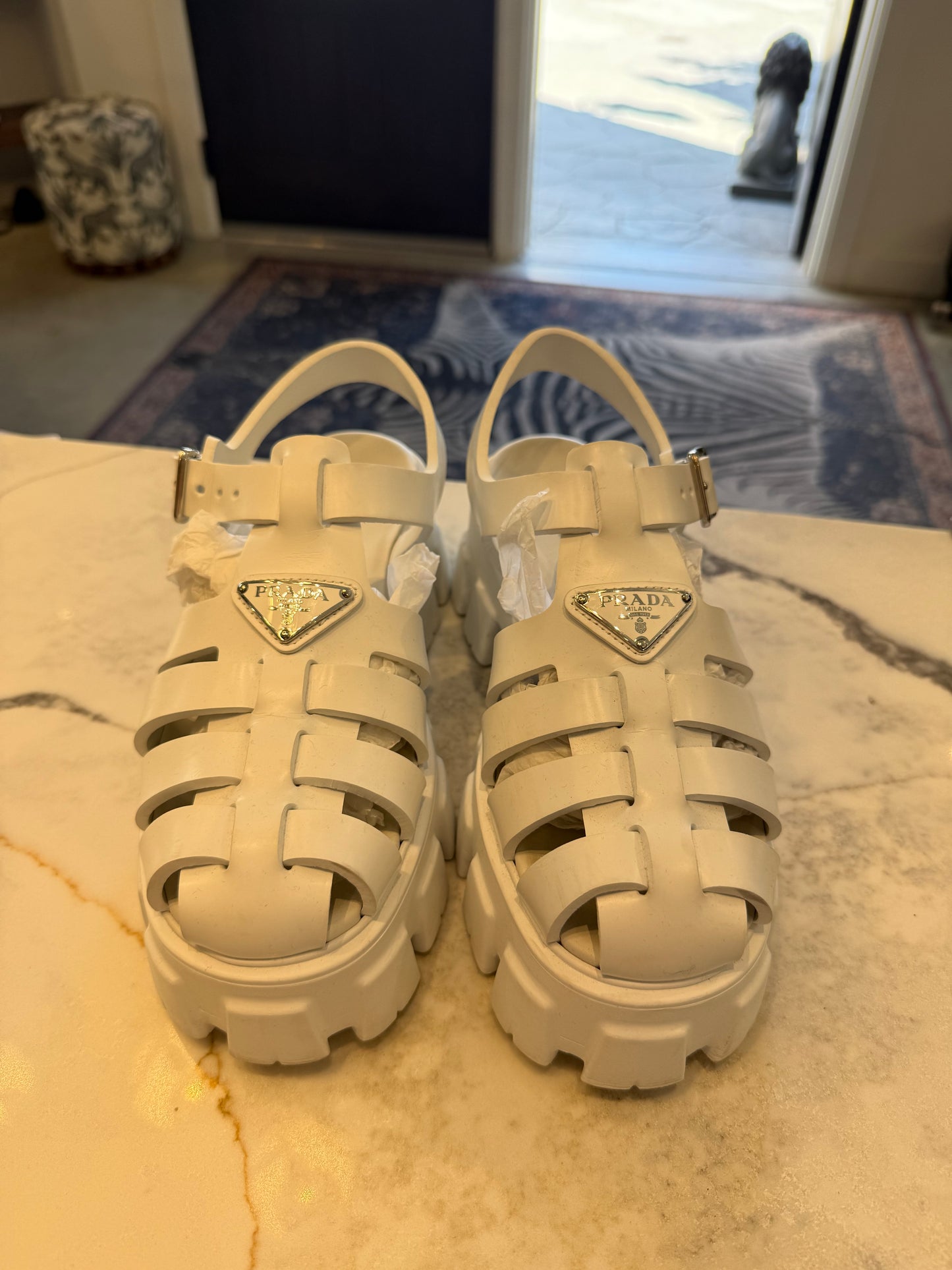 Prada - Size 38