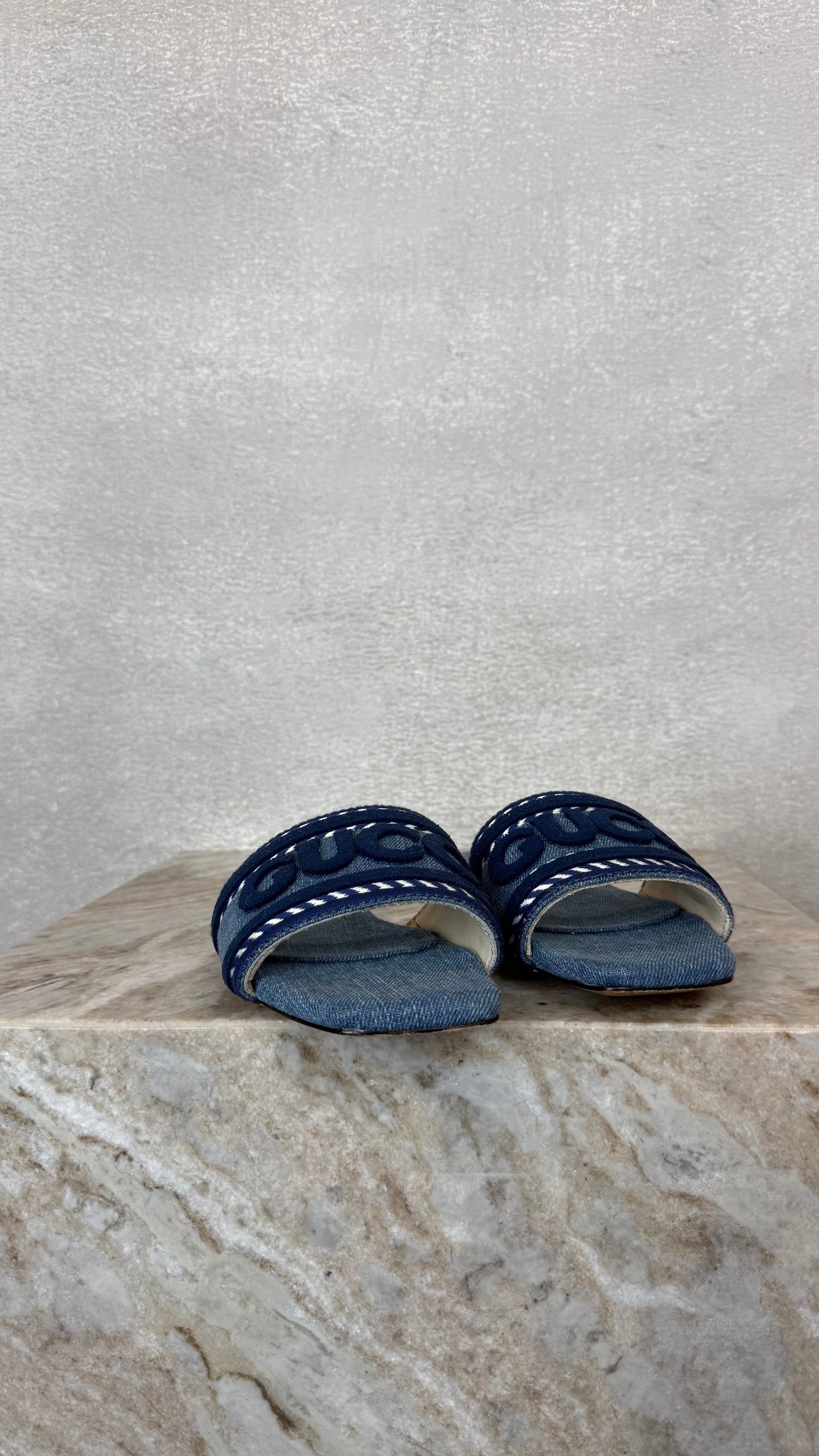 Gucci - Size 40