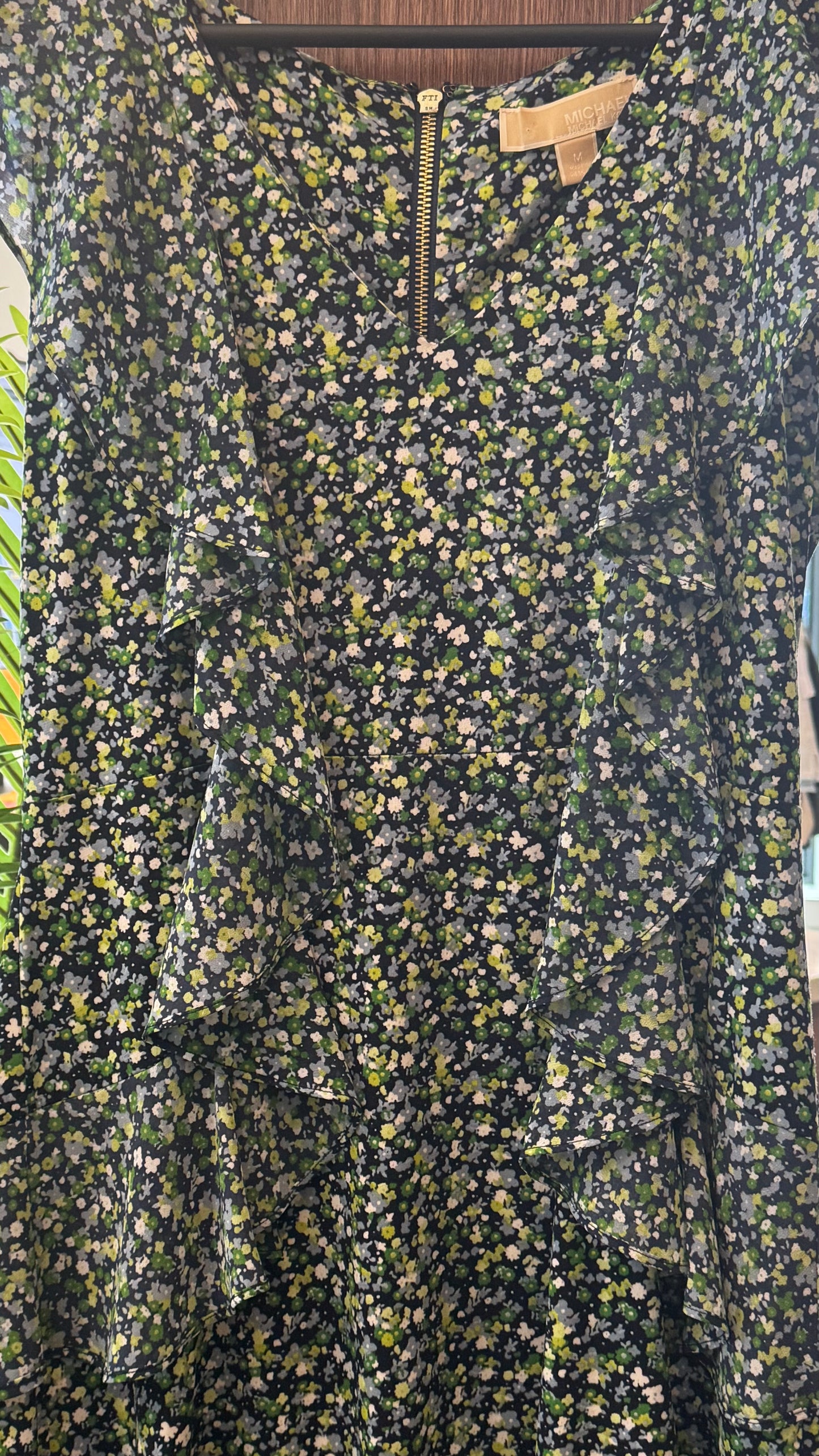 Michael Kors - Size Medium
