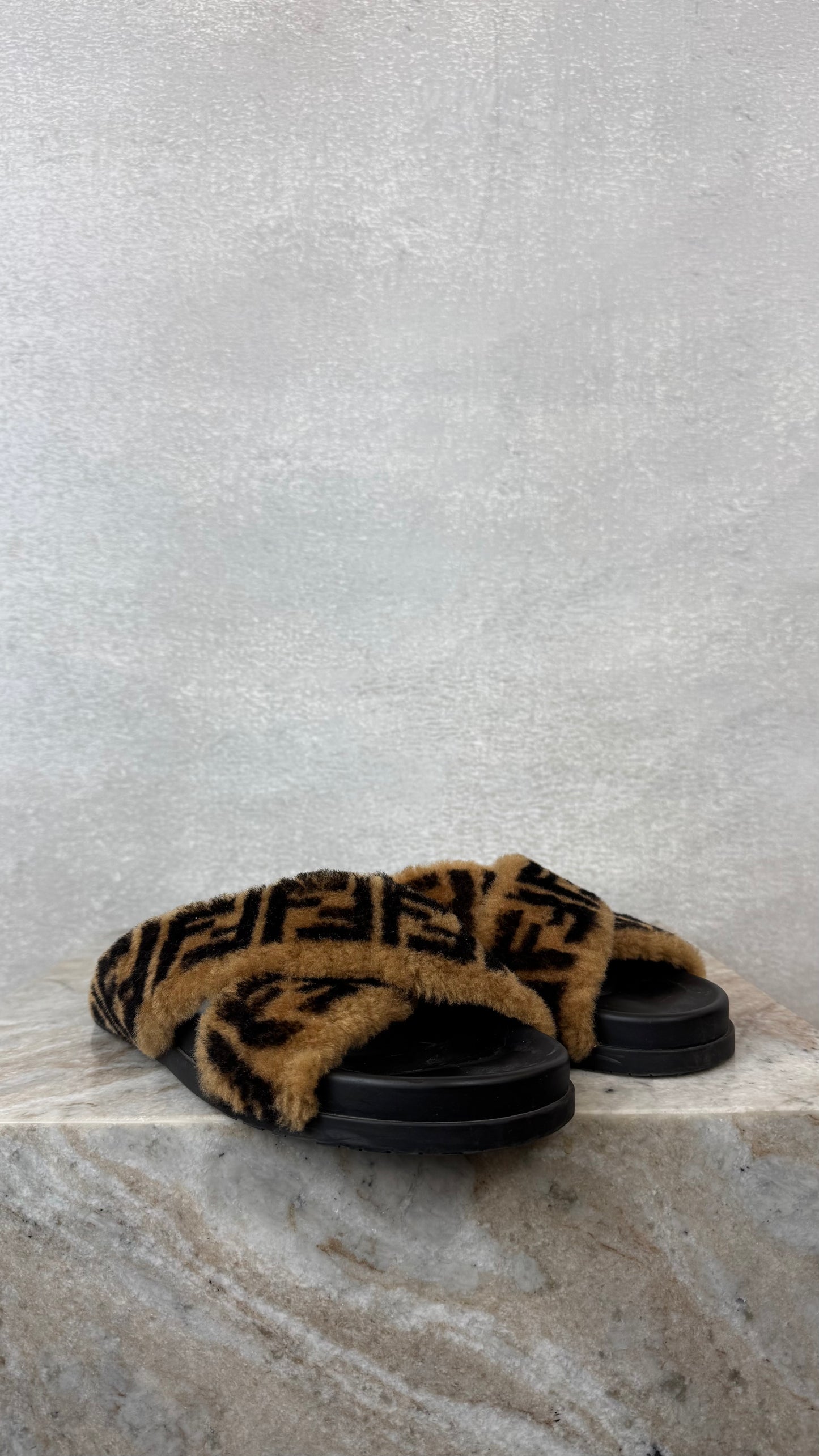 Fendi - Size 37.5