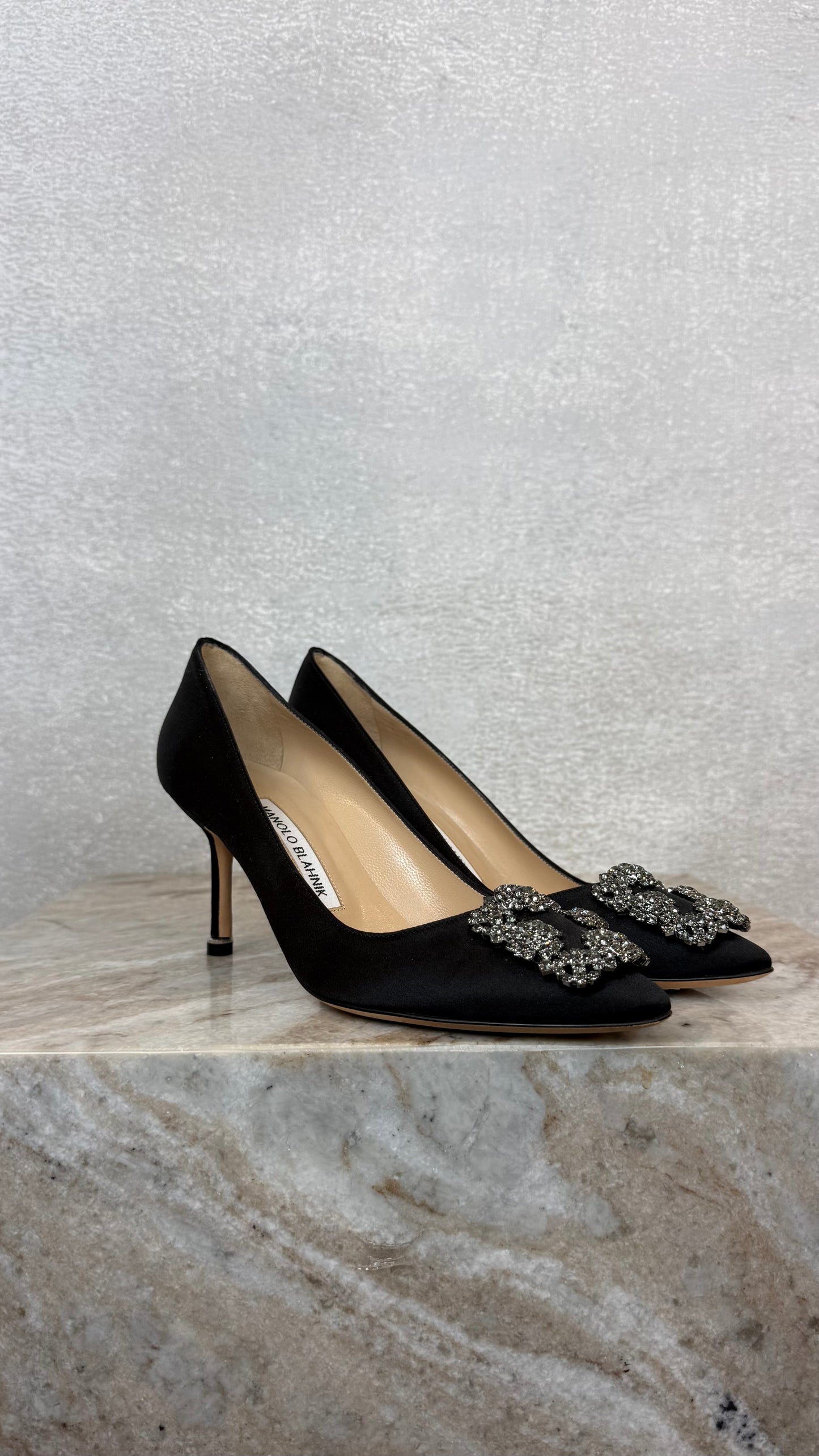 Manolo Blahnik - Size 37
