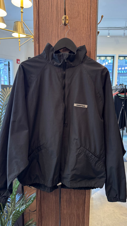 Essentials - Size M