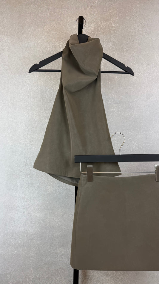Henne - Size XS