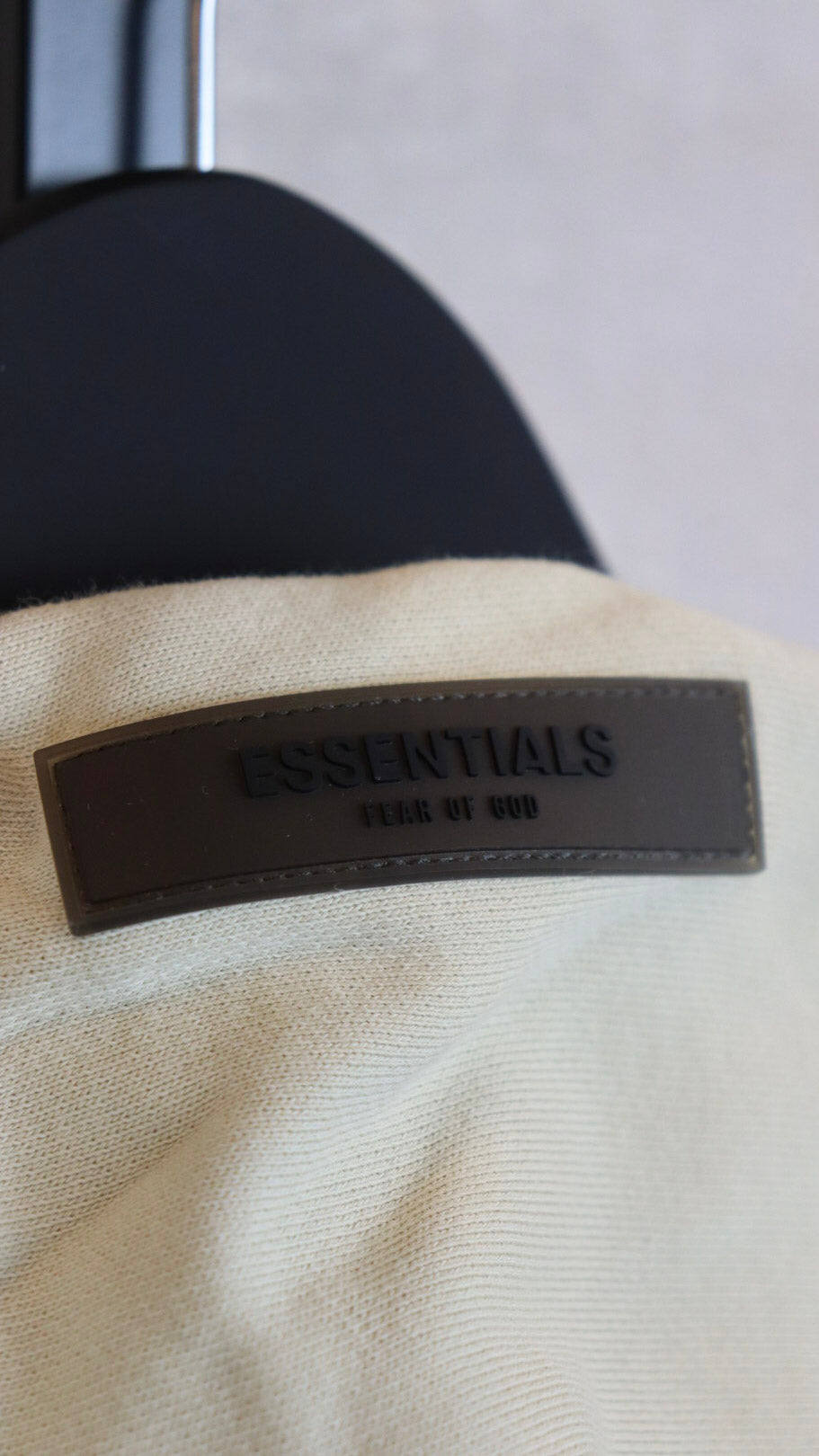 Essentials - Size L