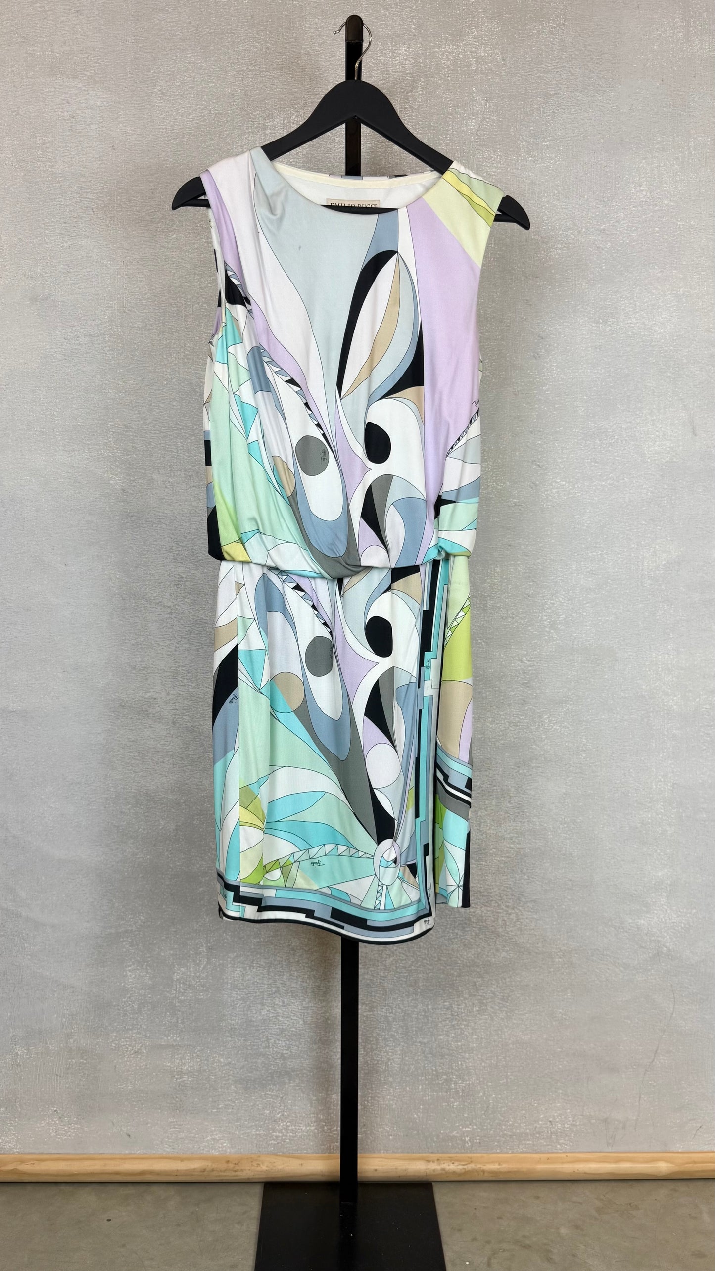 Emilio Pucci - Size 8
