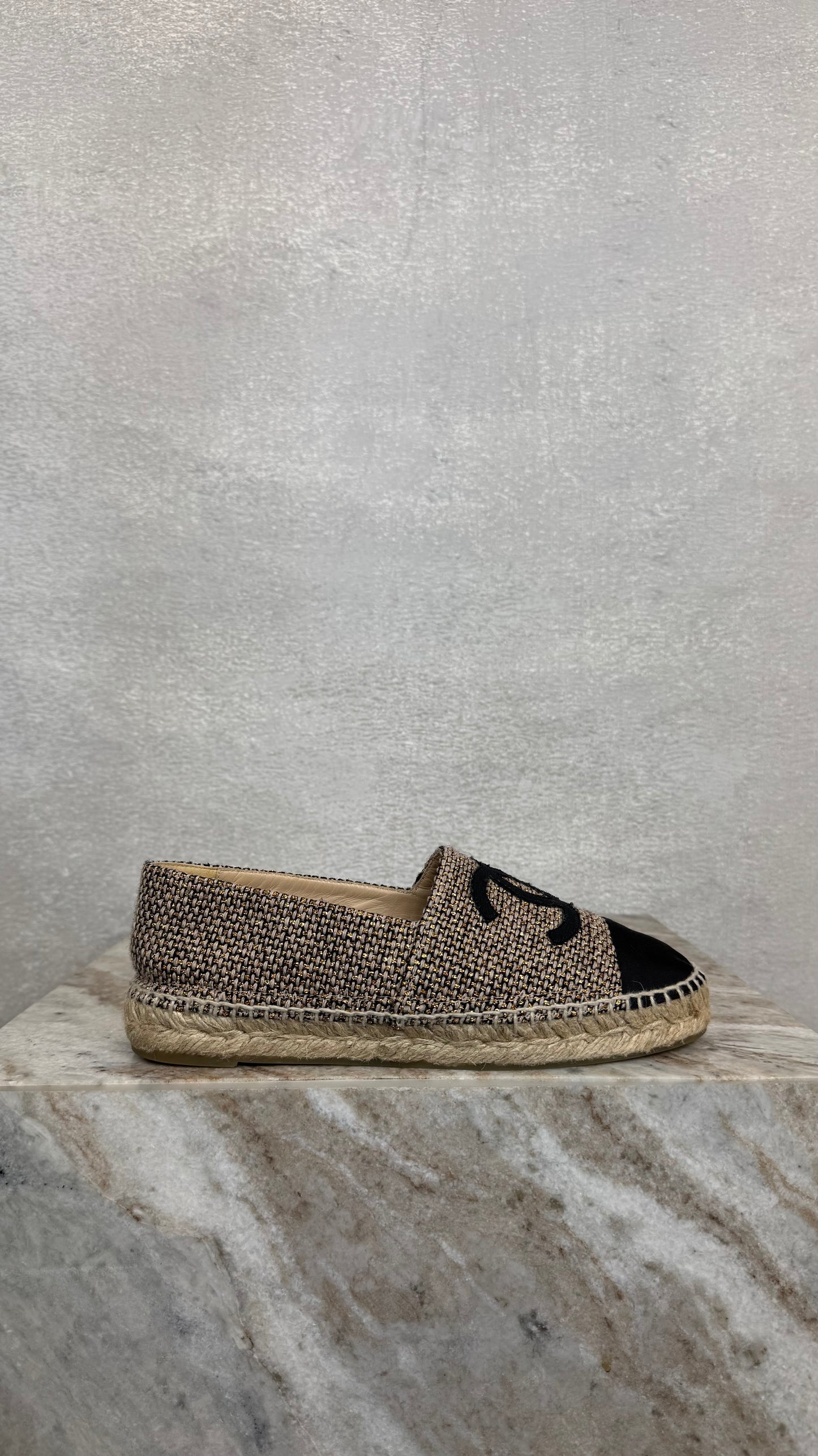Chanel - Size 38
