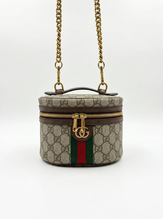 gucci — Ghost mannequin front