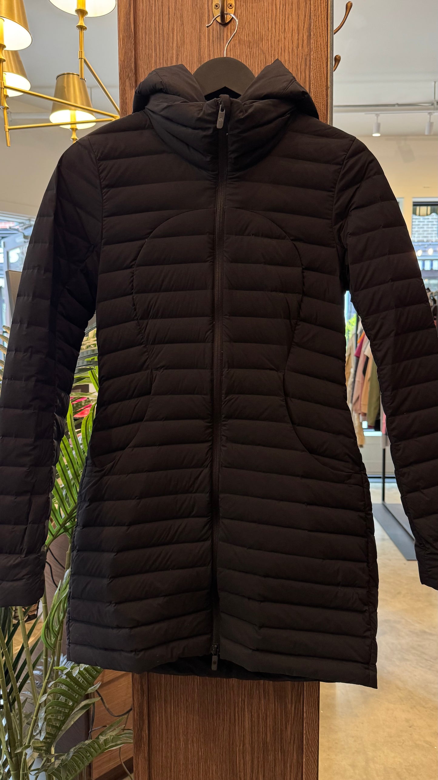 Lululemon - Size 4