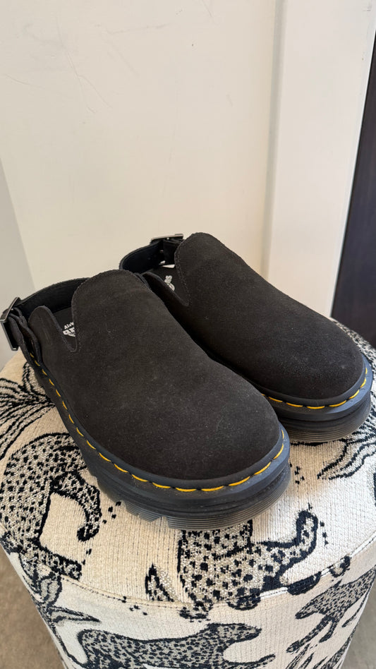 Dr. Martin’s - Size 7