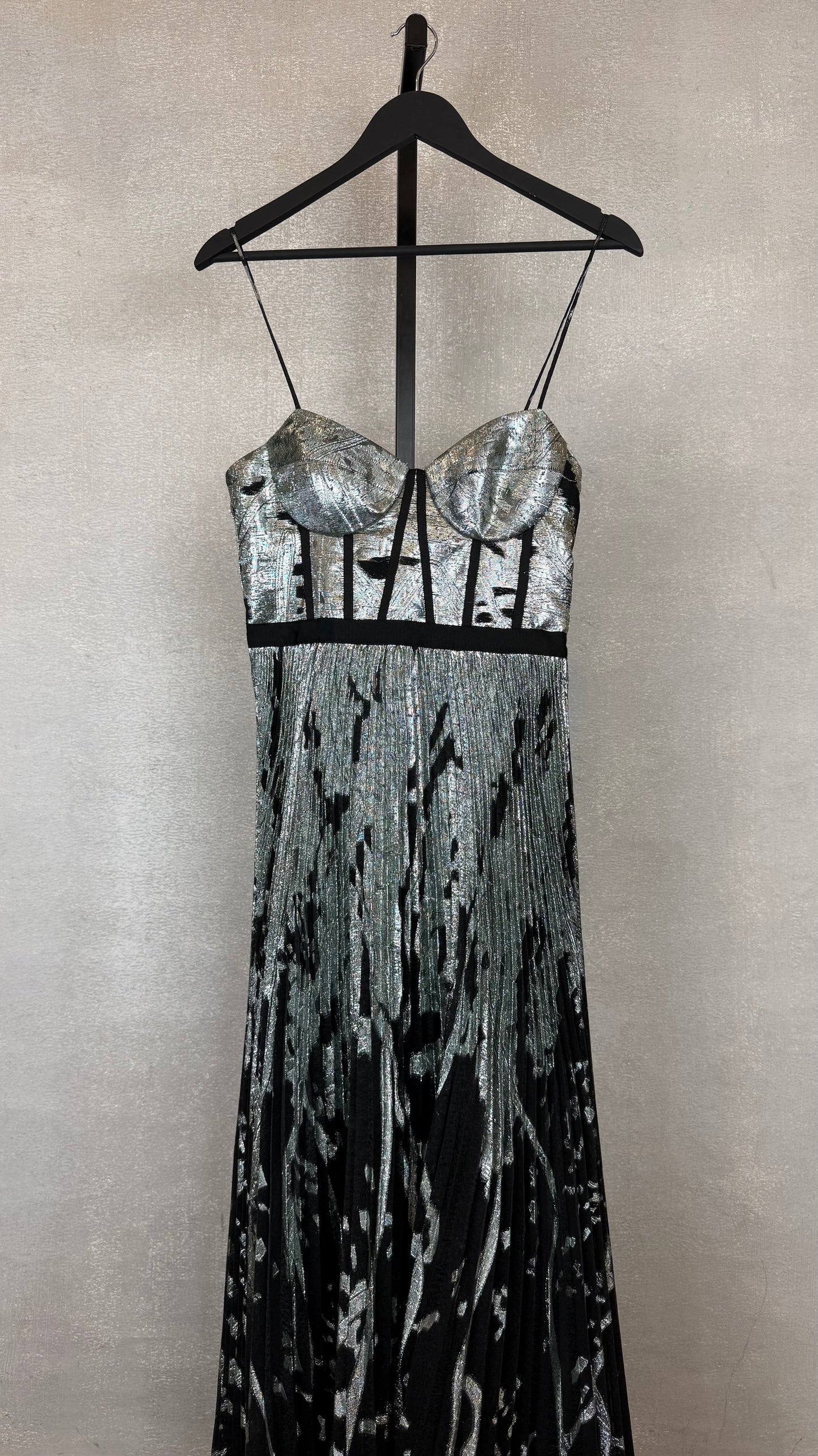 Simkhai - Size 6