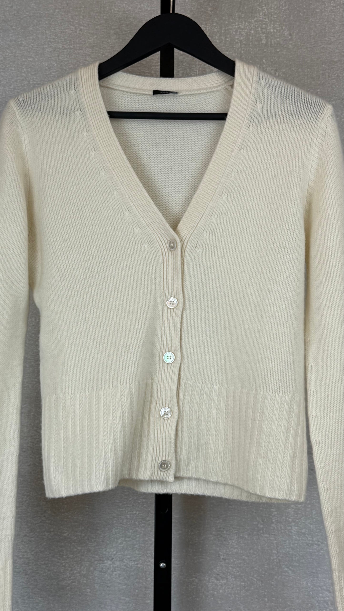 Joesph - Size L