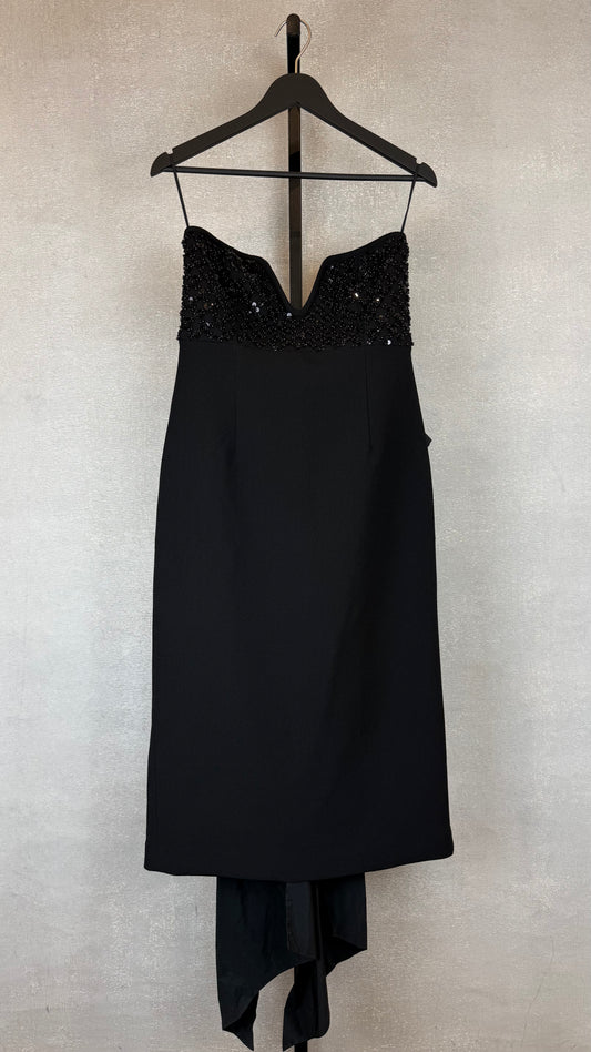 Rebecca Vallance - Size 8