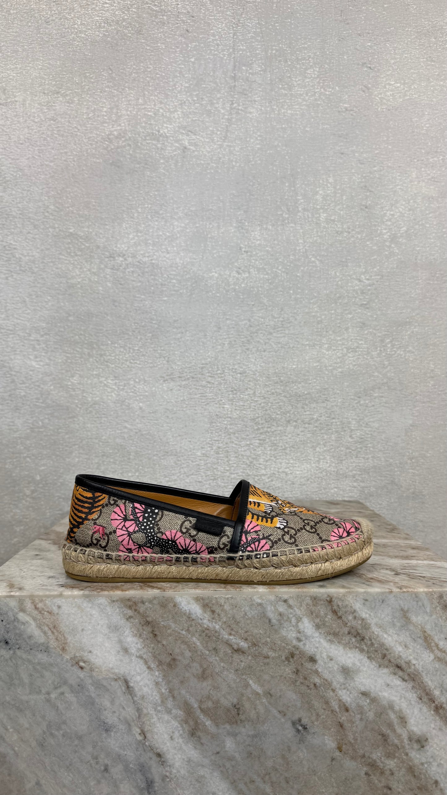 Gucci - Size 36