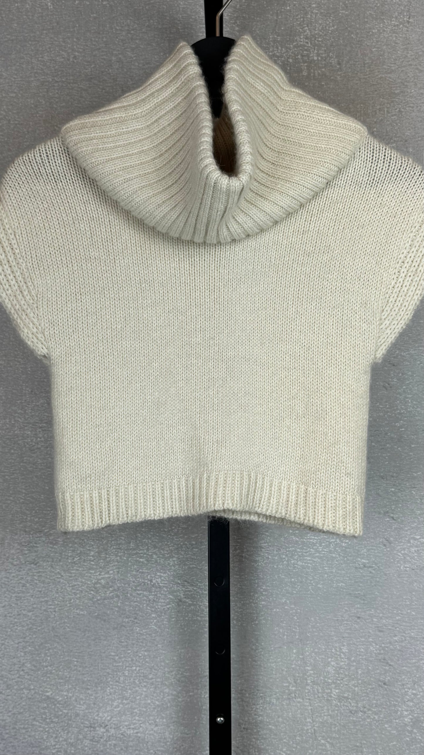 Ahblo - M
