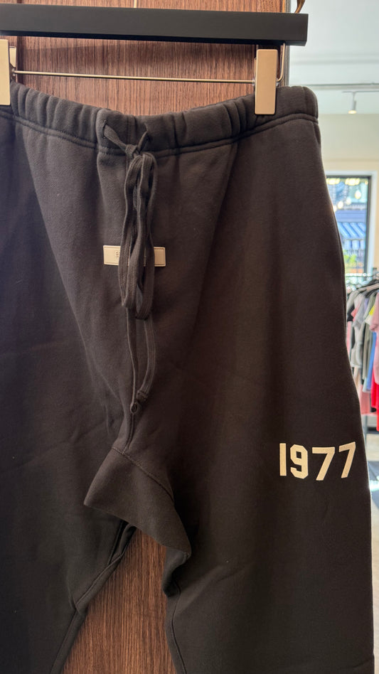 Men’s Essentials - Size XL
