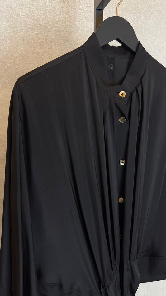 Peter Petrov - Size L