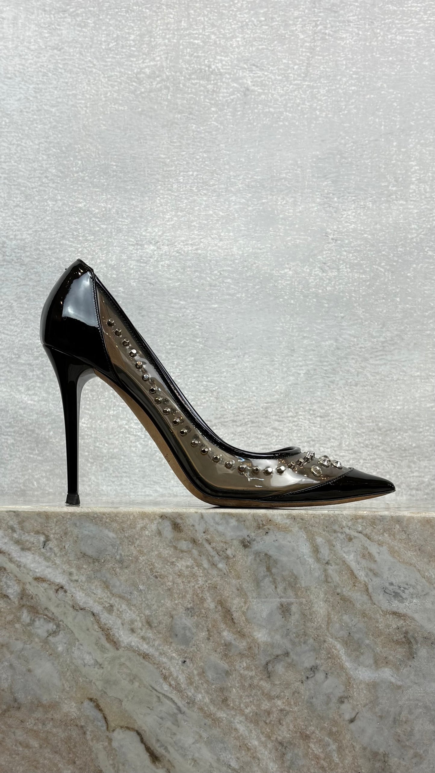 Jimmy Choo - Size 38