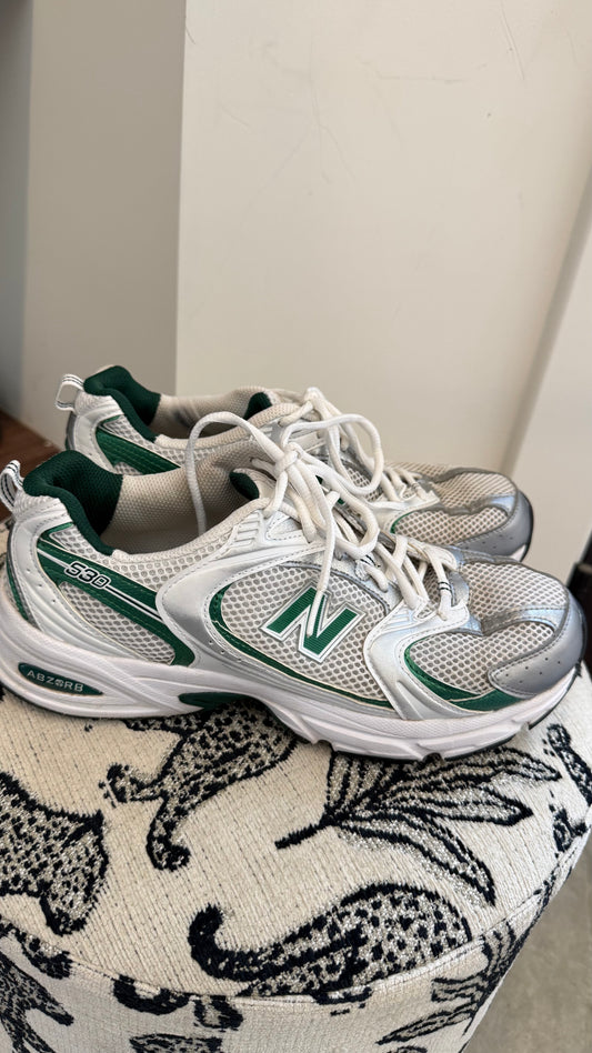 New Balance - Size 7