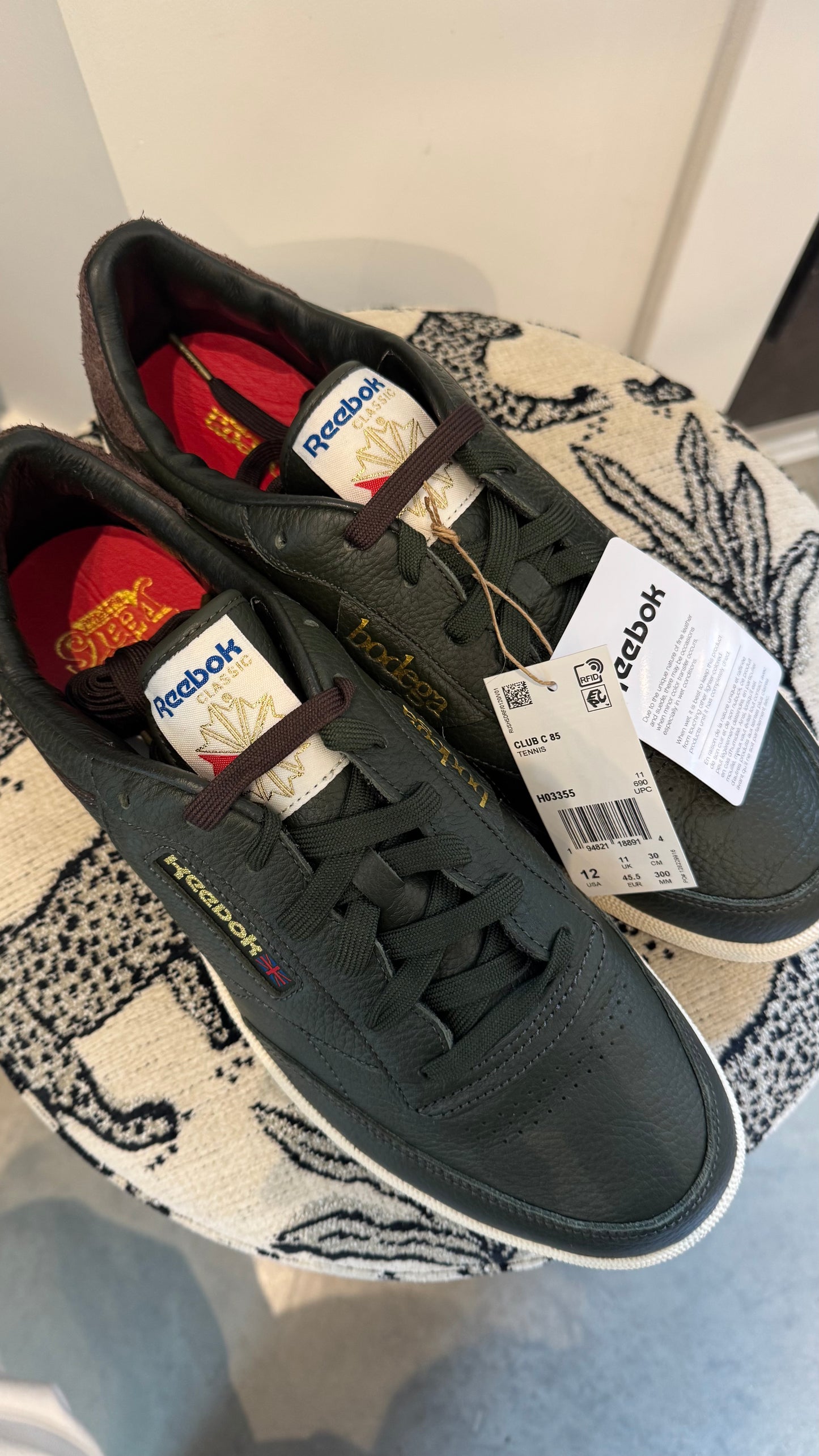 Mens Reebock x Bodega - Size 12