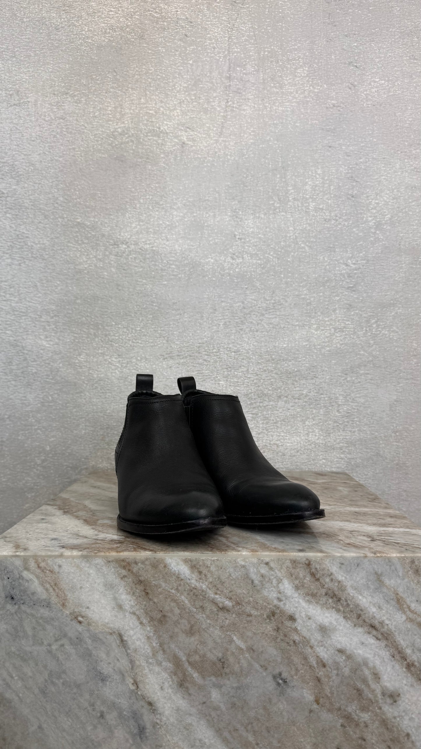 Alexander Wang - Size 36.5