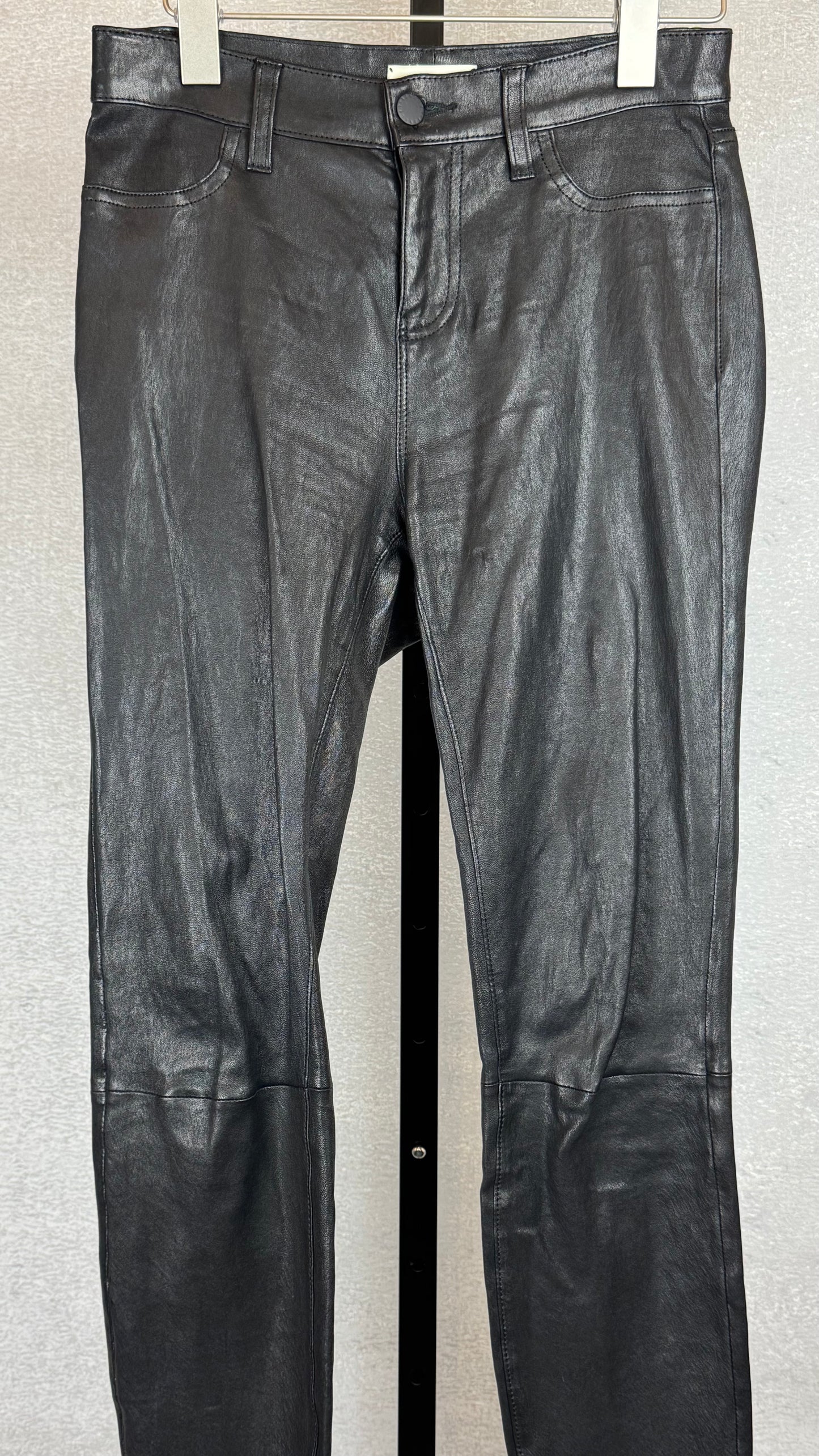 L’agence - Size 26