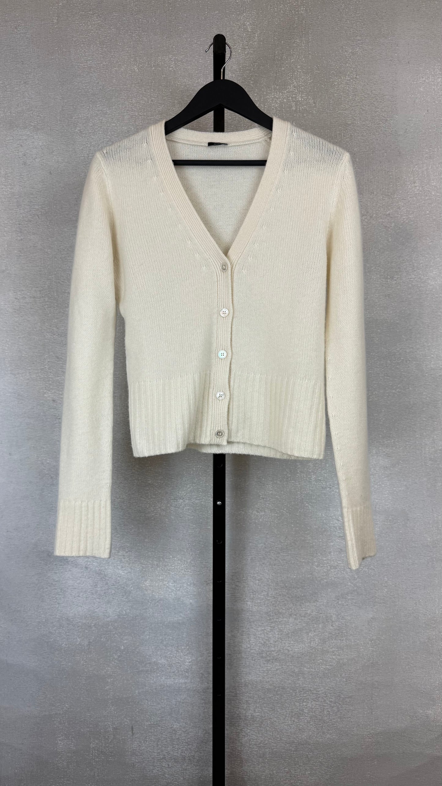 Joesph - Size L