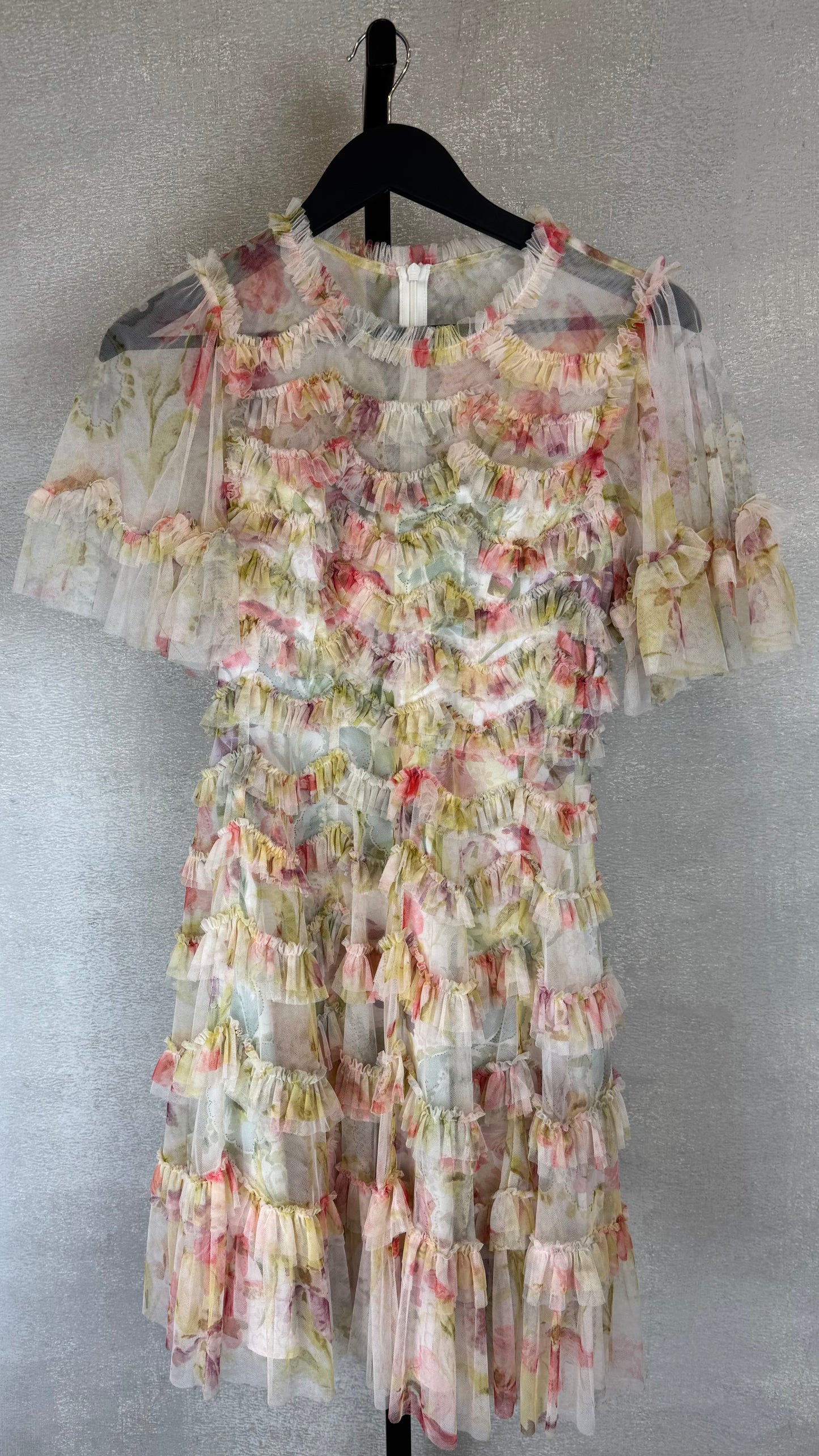 Needle and Thread - Size 4