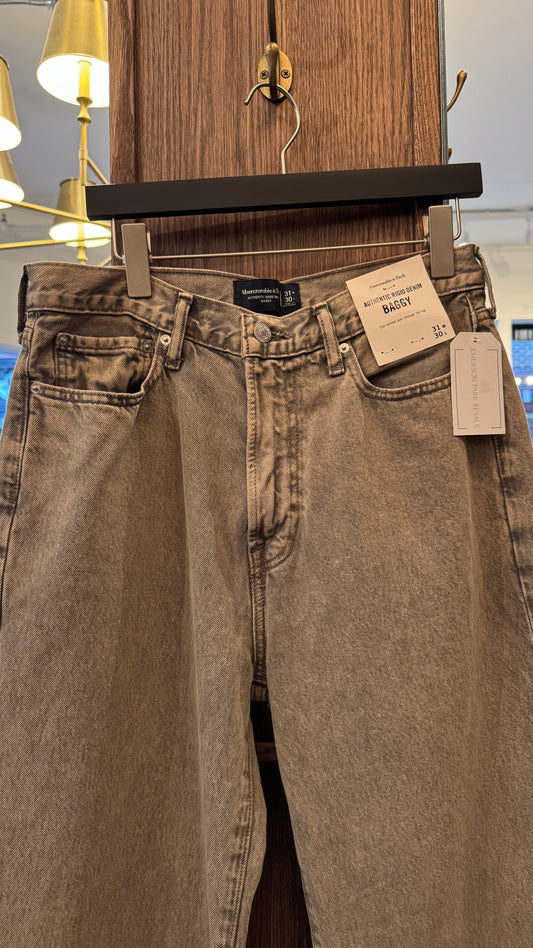 Men’s Abercrombie - Size 31W / 30L
