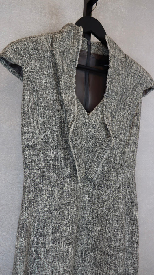 Amanda Wakely - Size 6