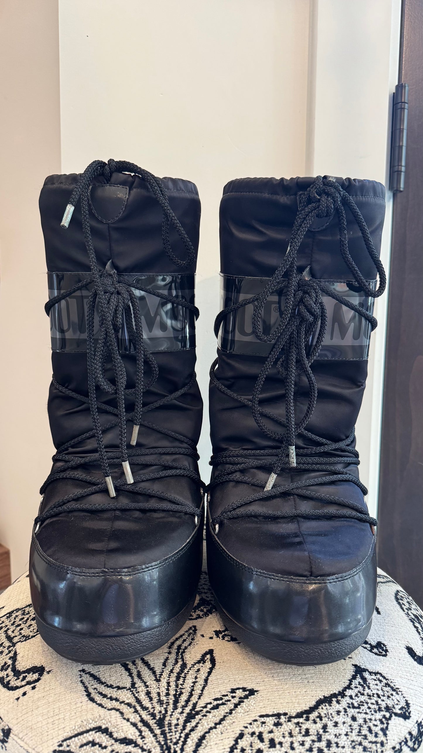 Tecnica Moon Boots - Size 7/8