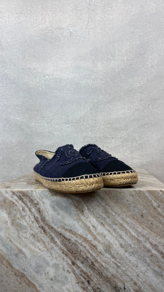 Chanel - Size 39