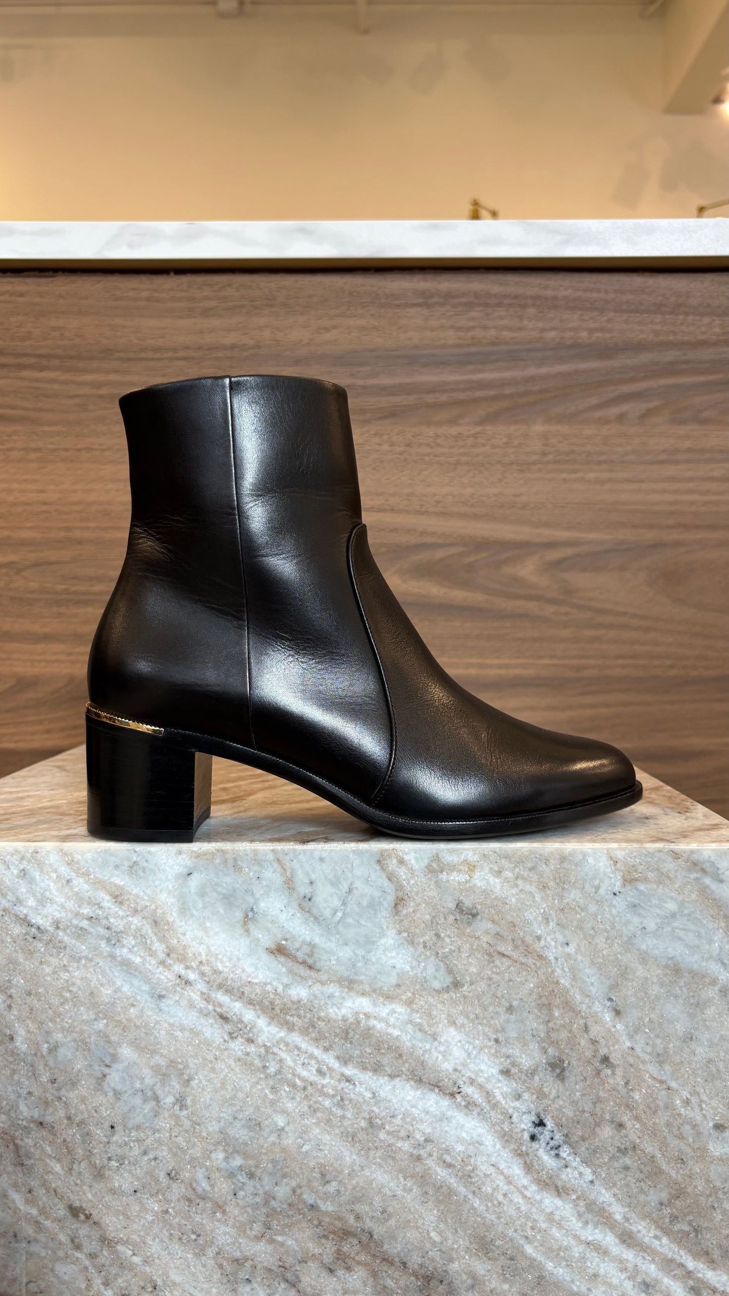 Salvatore Ferragamo - Size 7