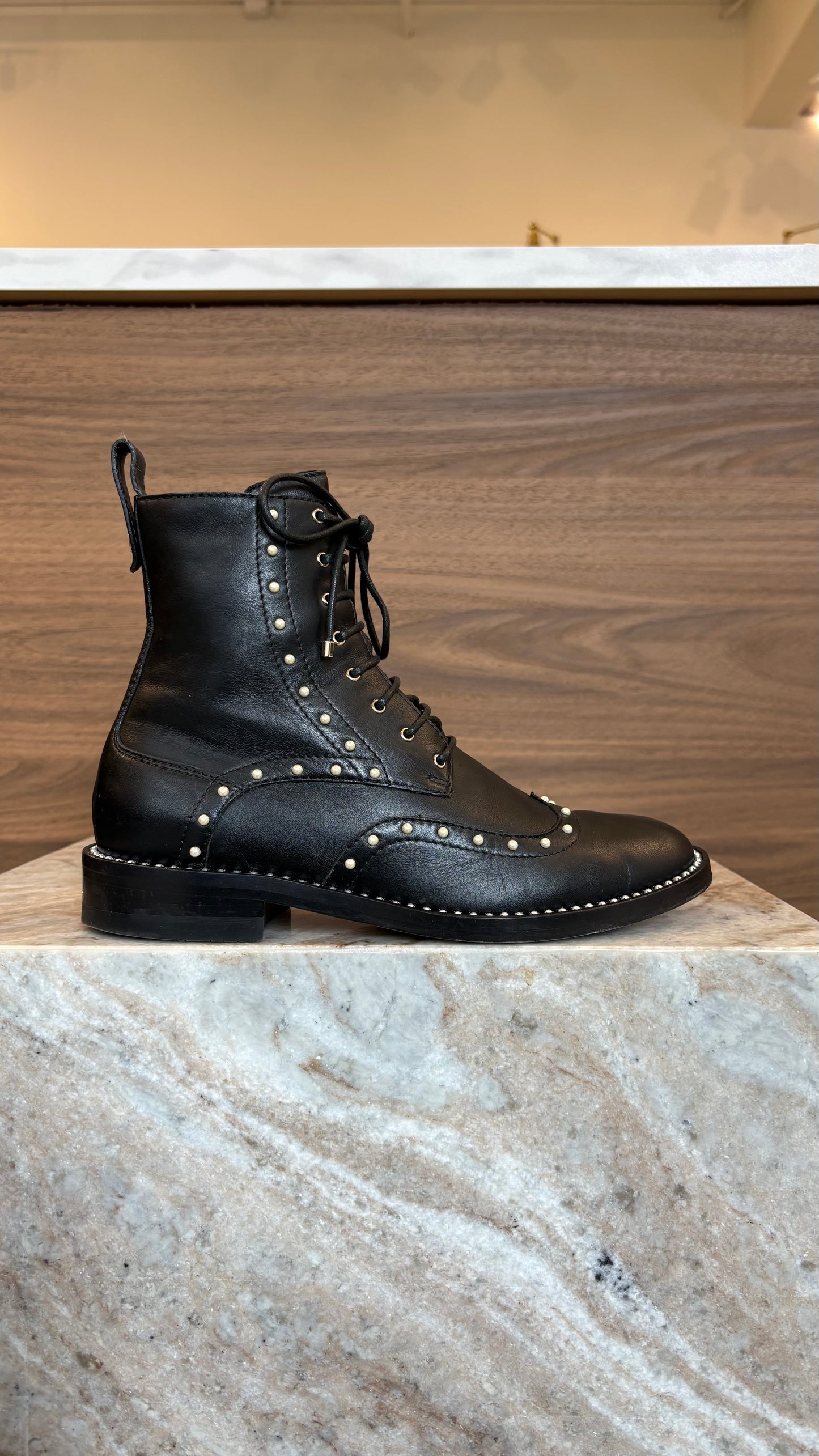 Jimmy Choo - Size 37