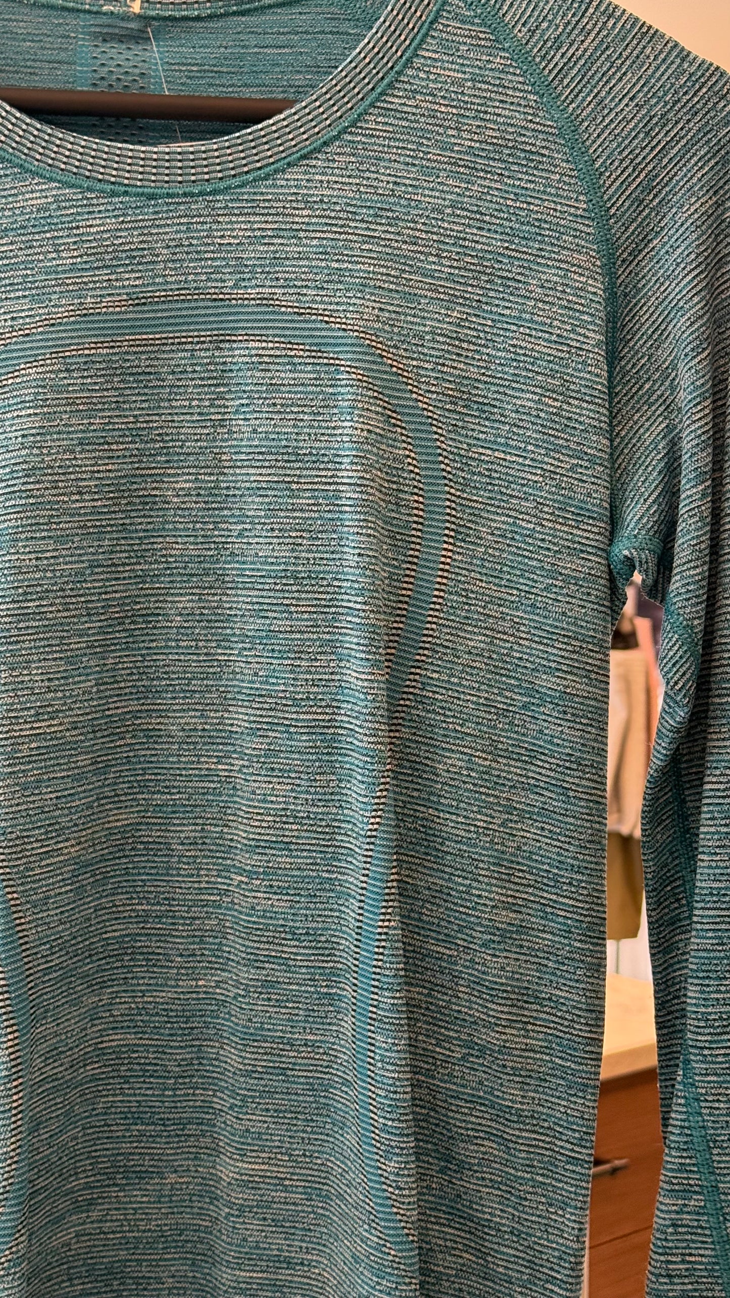 Lululemon - Size 10