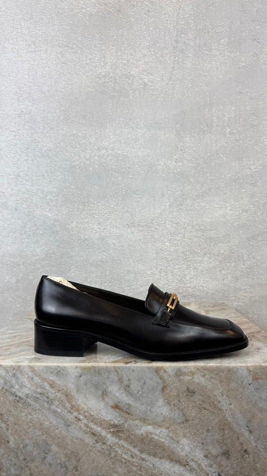 Salvatore Ferragamo - Size 6