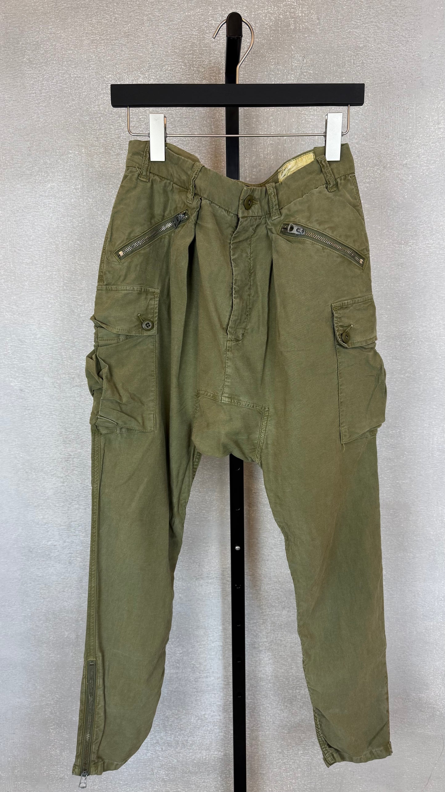 R13 - Size 26