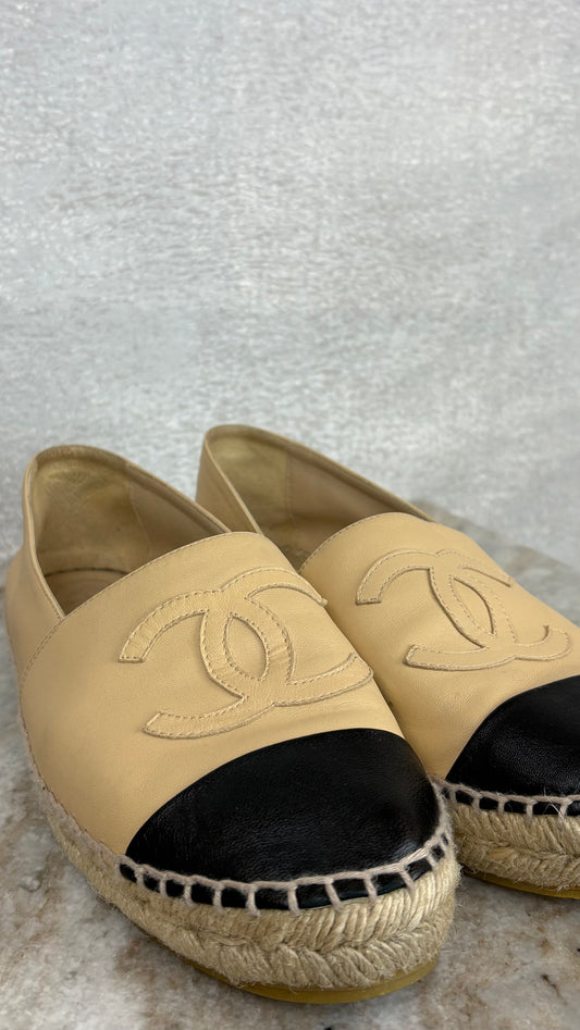 Chanel - Size 37
