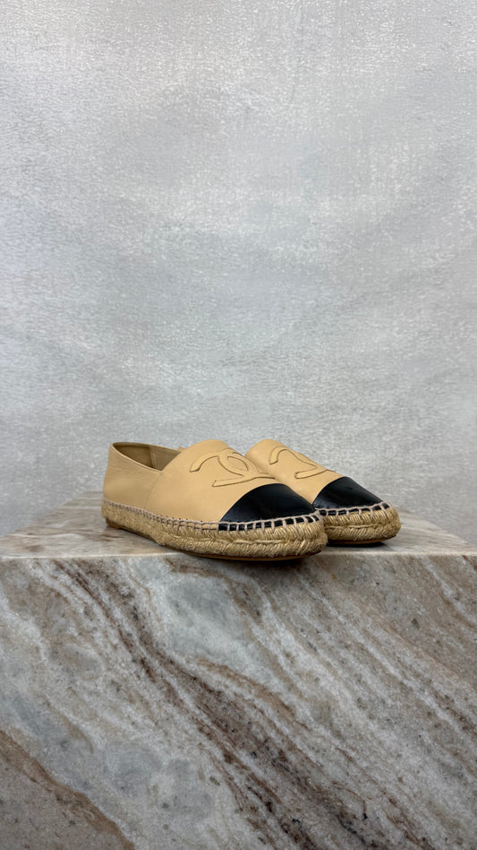 Chanel - Size 37