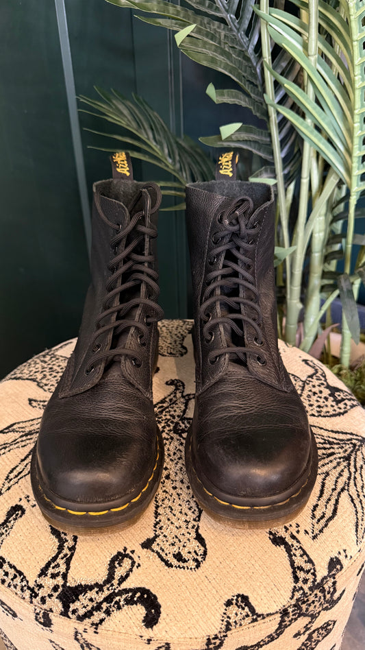 Doc Martens - Size 7
