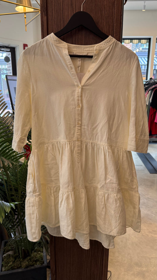 A Piece Apart - Size Small