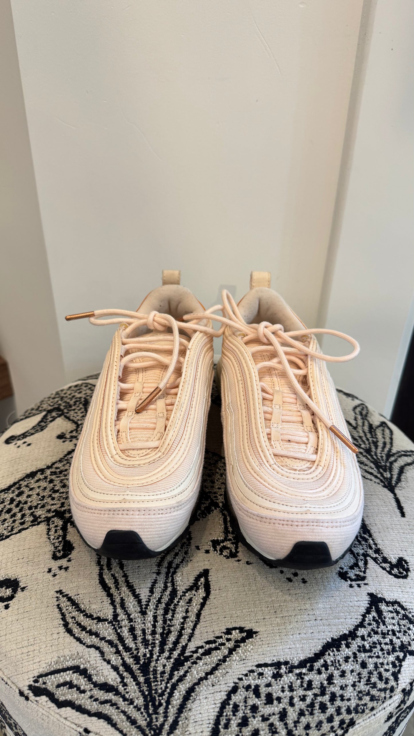 Nike - Size 5