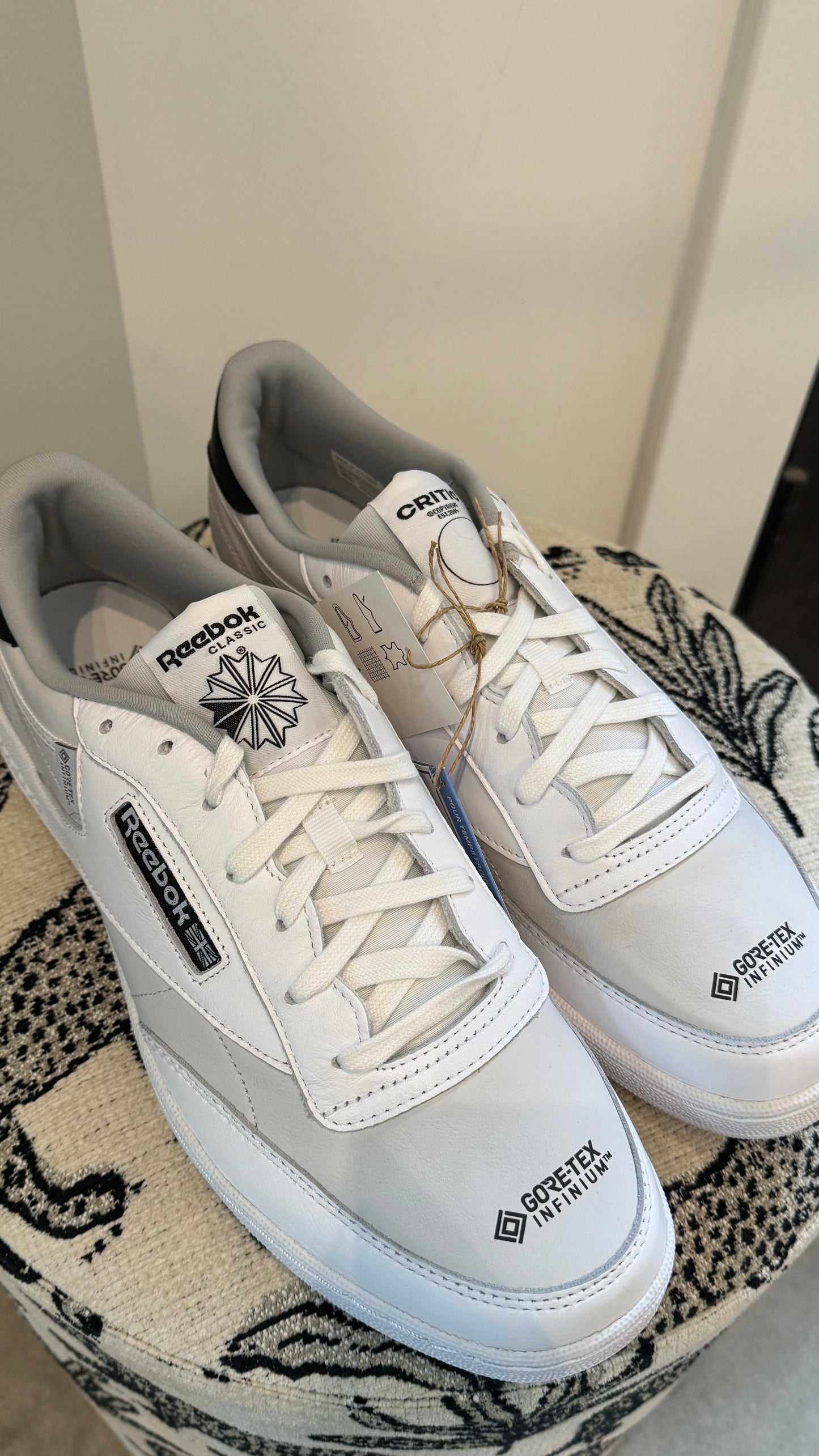 Mens Reebock x Critic Club - Size 12
